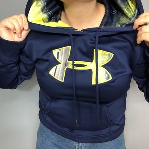 🔥UNDER ARMOUR Thick Hoodie🔥